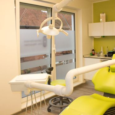 Behandlungsraum |Zahnarztpraxis Drs. Heuschen in Spelle
